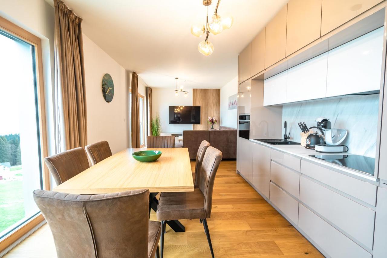 Family Apartment Kubinska Hola Dolny Kubin Zewnętrze zdjęcie