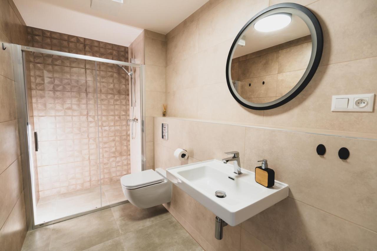 Family Apartment Kubinska Hola Dolny Kubin Zewnętrze zdjęcie